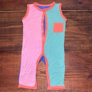 Kyte baby melon color block 3-6, minimal piling, a couple water stains